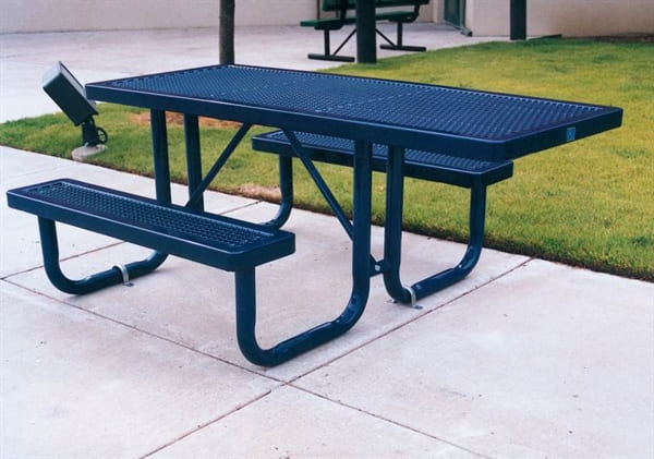 ADA Compliance - Choosing Wheelchair Accessible Picnic Tables